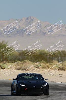 media/Oct-24-2025-Doghouse Garage (Fri) [[783d2ff07a]]/3-Intermediate/Session 2 (Turn 10)/